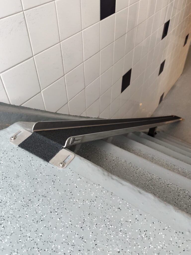 RVS-goot Rijsburg, afgevlakt